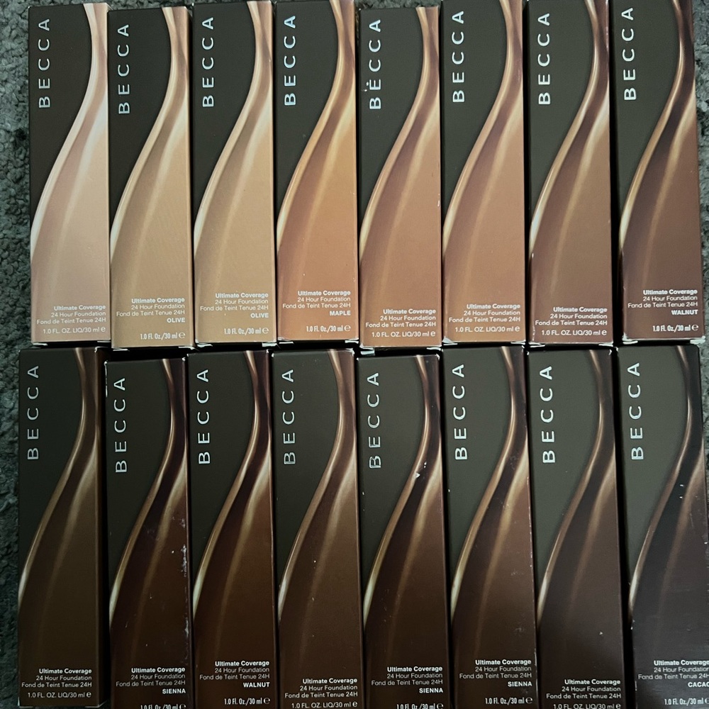 BECCA Ultimate Coverage 24 Hour Foundation